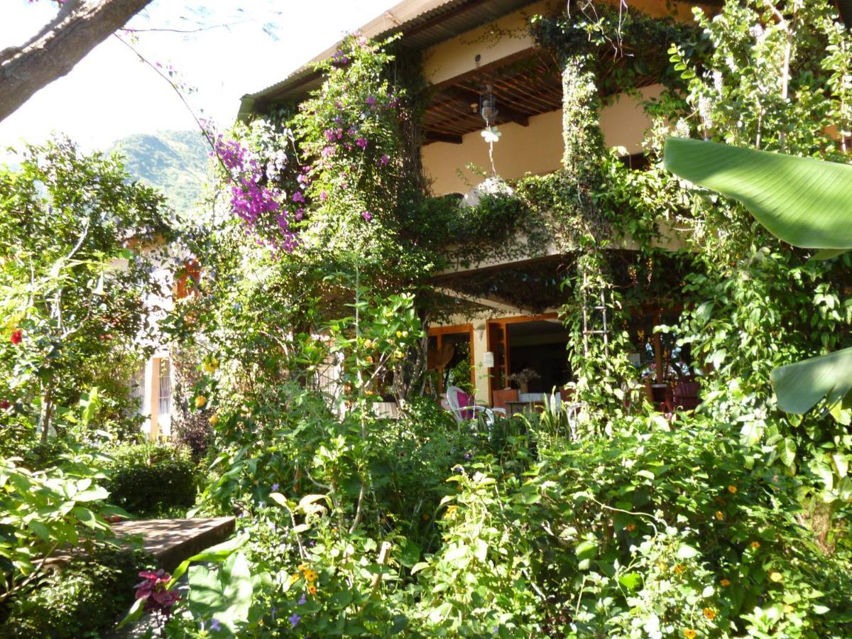 Hotel Y Restaurante La Casa Rosa Santa Cruz La Laguna Exterior photo